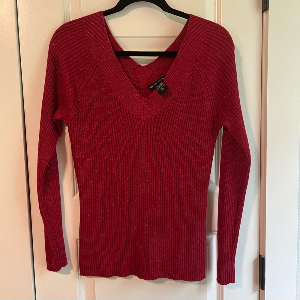 New York & Company ribbed sweater top
